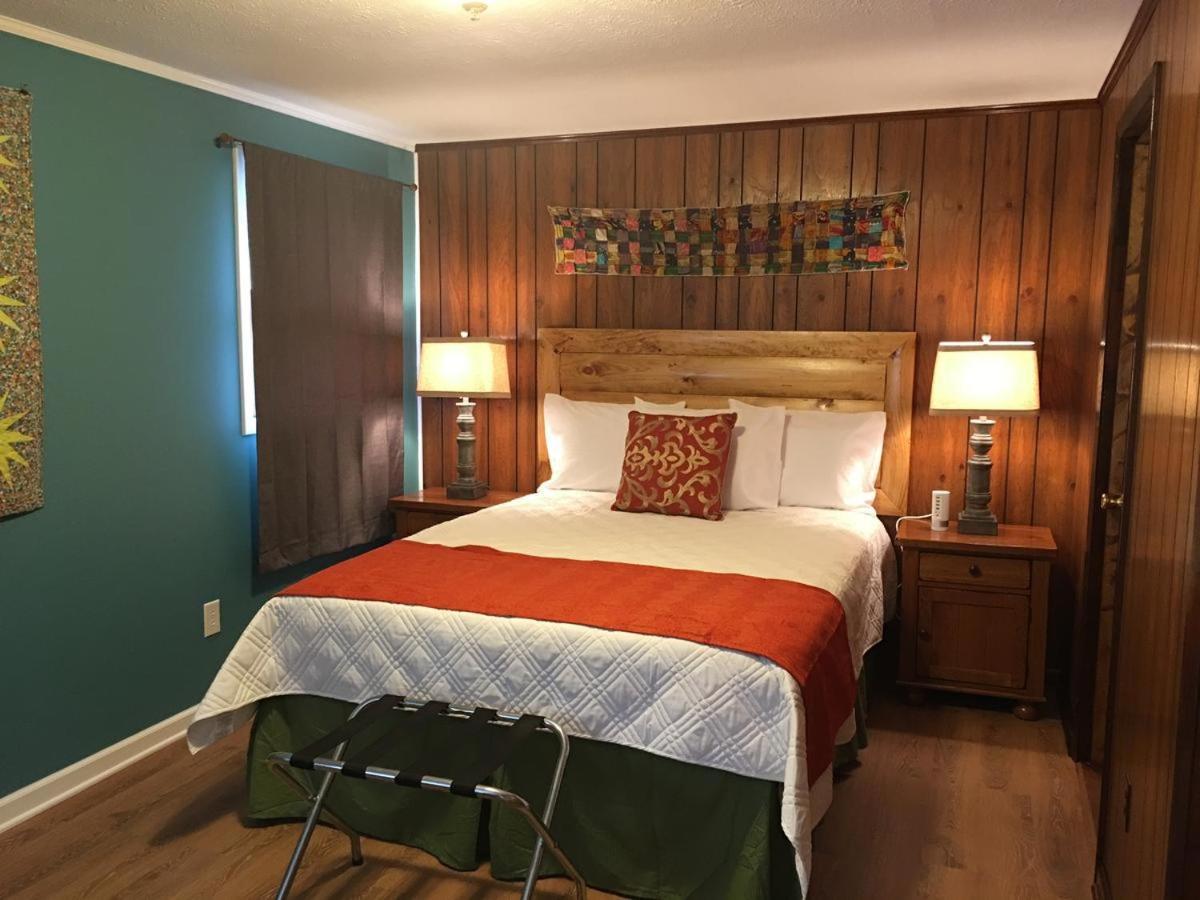 Meadowlark Motel Maggie Valley Exterior foto
