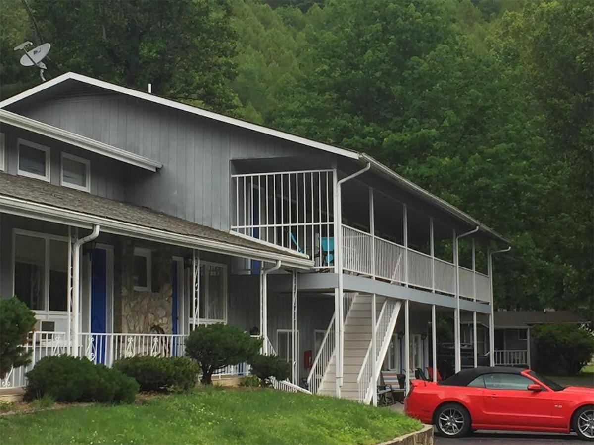 Meadowlark Motel Maggie Valley Exterior foto